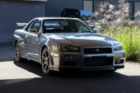 日産 スカイライン GT-R ベースグレード