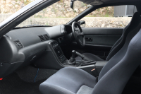 日産 スカイライン GT-R ベースグレード