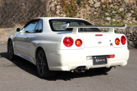 日産 スカイライン GT-R ベースグレード