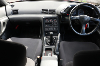 日産 スカイライン GT-R ベースグレード