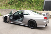 日産 スカイライン GT-R 