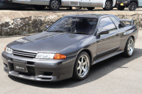日産 スカイライン GT-R ベースグレード
