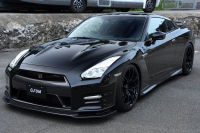 日産 GT-R Black edition