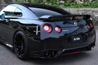 日産 GT-R Black edition