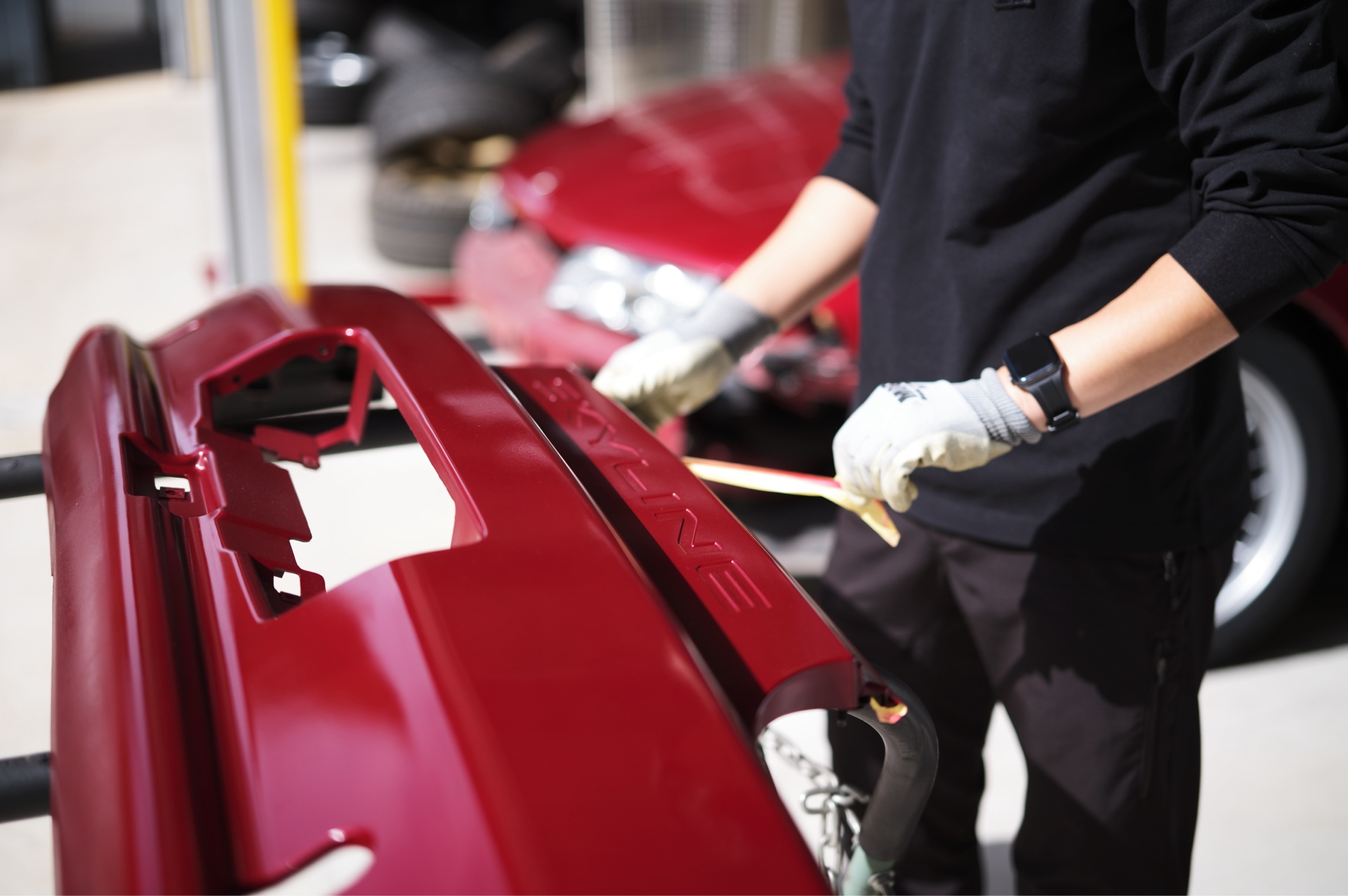 BNR32 GT-Rの部品仕上げ作業